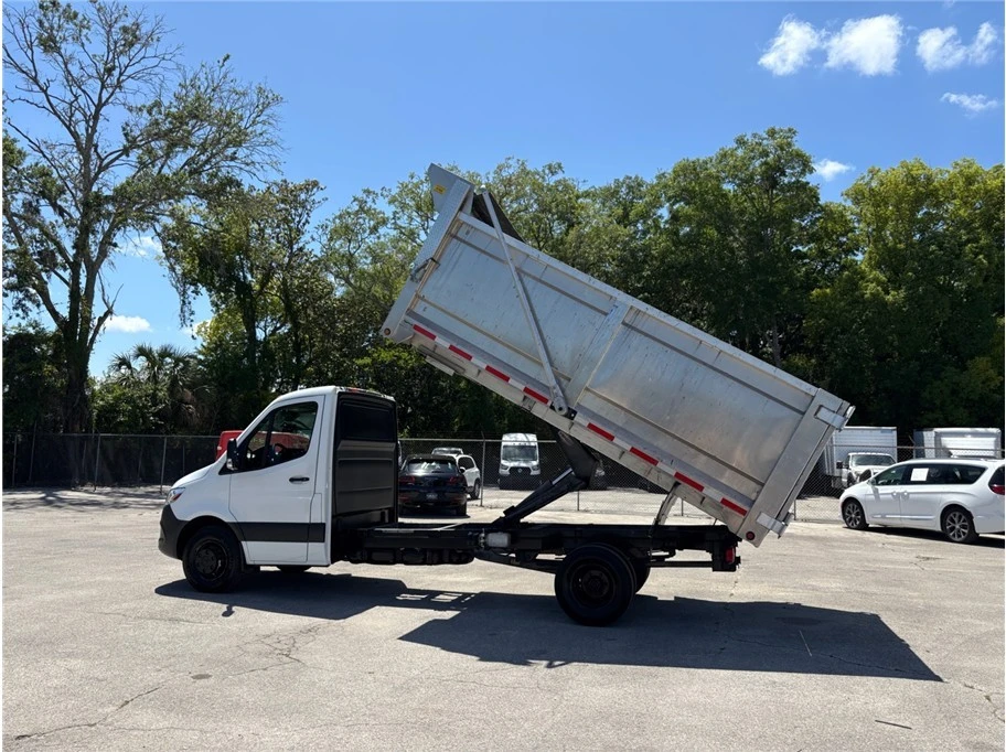 2021 Mercedes-Benz VS30 Sprinter - Image 13 of 21