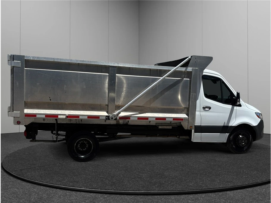2021 Mercedes-Benz VS30 Sprinter - Image 10 of 21