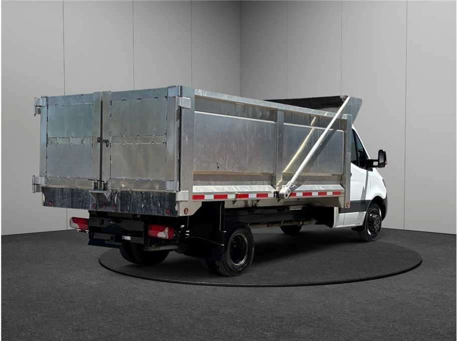 2021 Mercedes-Benz VS30 Sprinter - Image 9 of 21