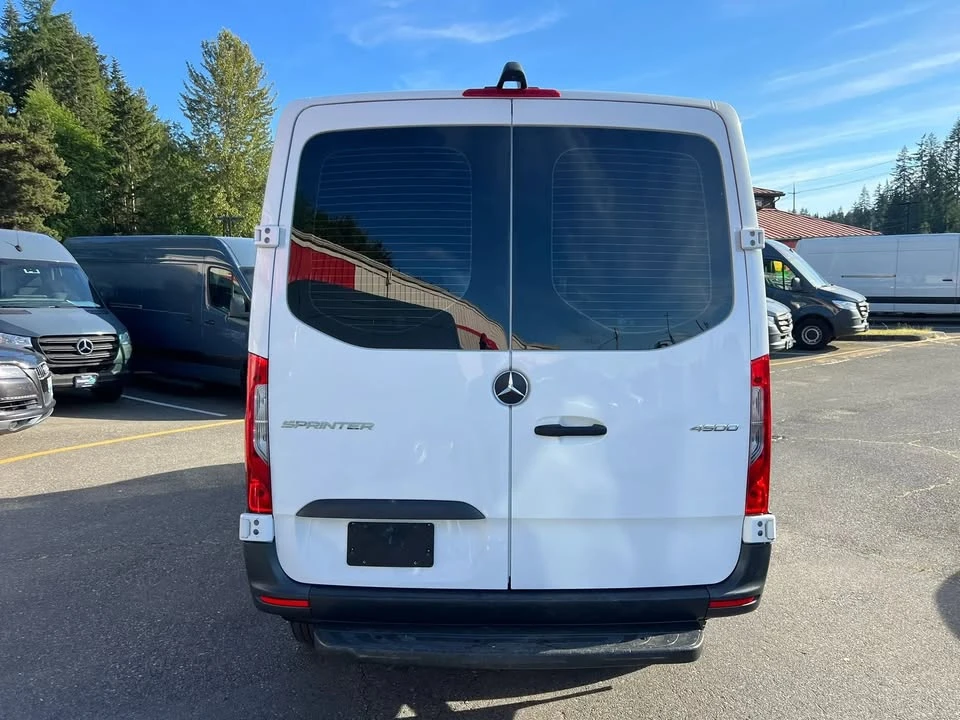 2021 Mercedes-Benz VS30 Sprinter - Image 4 of 15