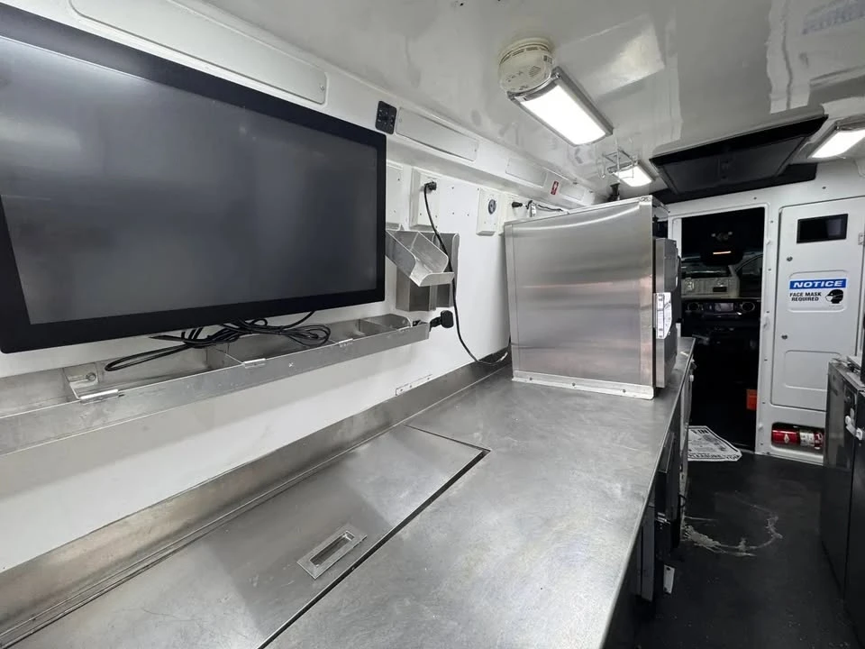 2021 Mercedes-Benz VS30 Sprinter - Image 13 of 17