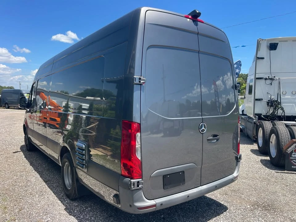 2021 Mercedes-Benz VS30 Sprinter - Image 4 of 20