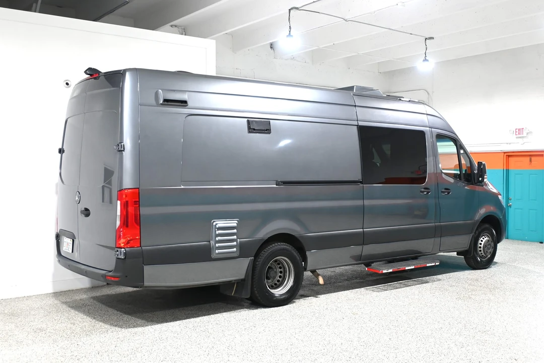 2021 Mercedes-Benz VS30 Sprinter - Image 7 of 31