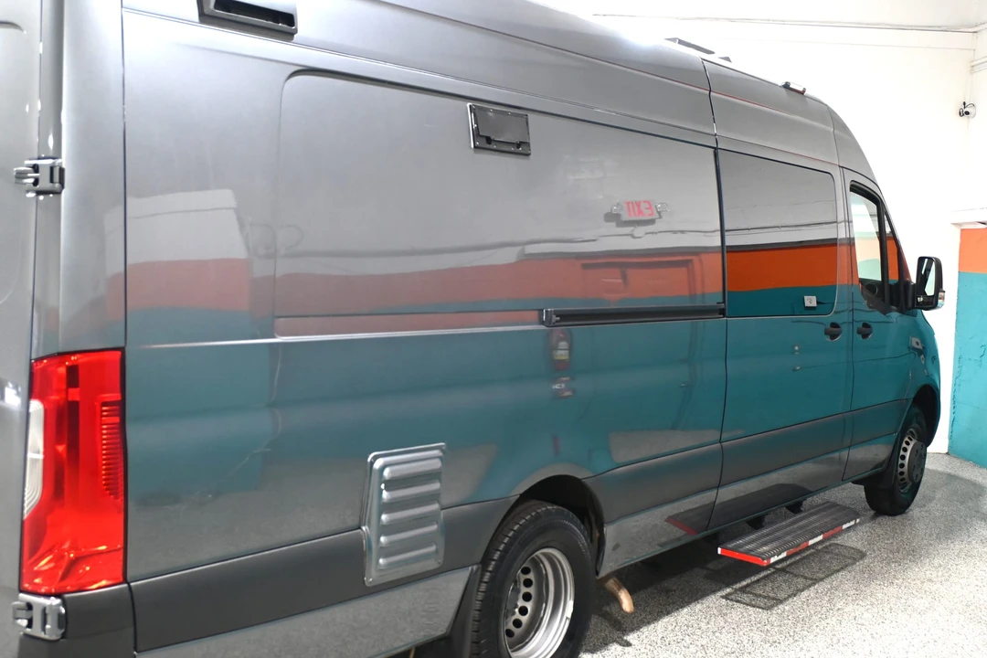 2021 Mercedes-Benz VS30 Sprinter - Image 21 of 31