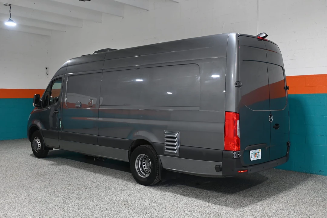 2021 Mercedes-Benz VS30 Sprinter - Image 5 of 31