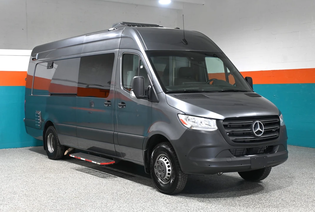 2021 Mercedes-Benz VS30 Sprinter - Image 11 of 31