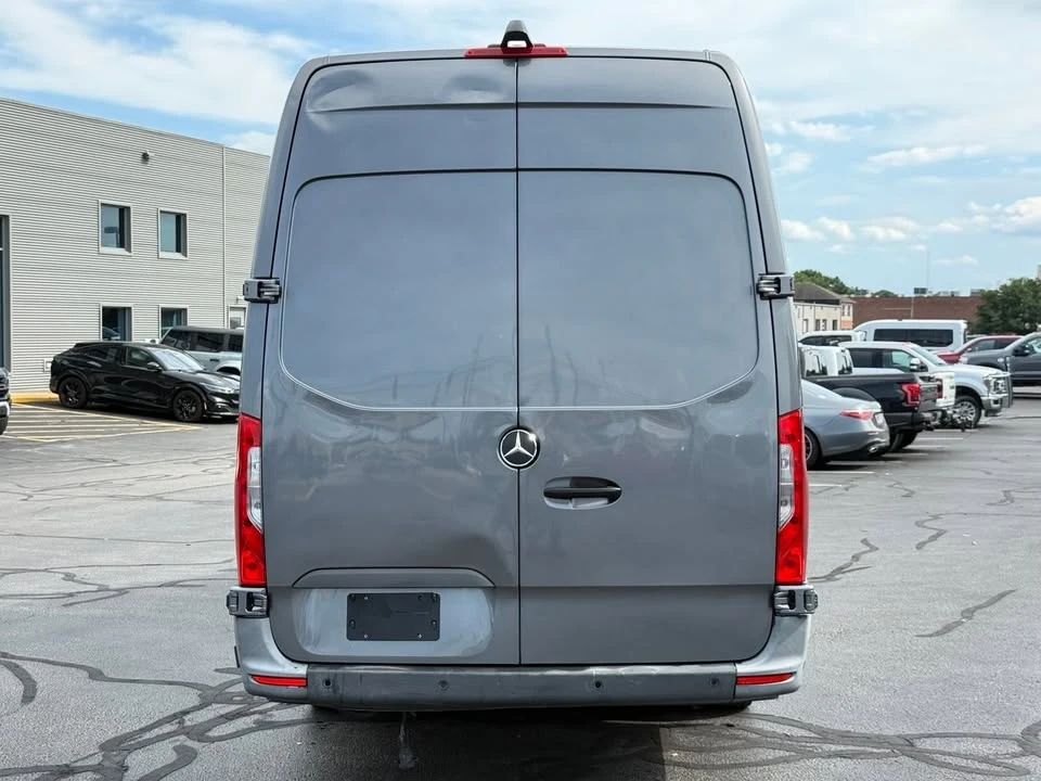 2021 Mercedes-Benz VS30 Sprinter - Image 4 of 17