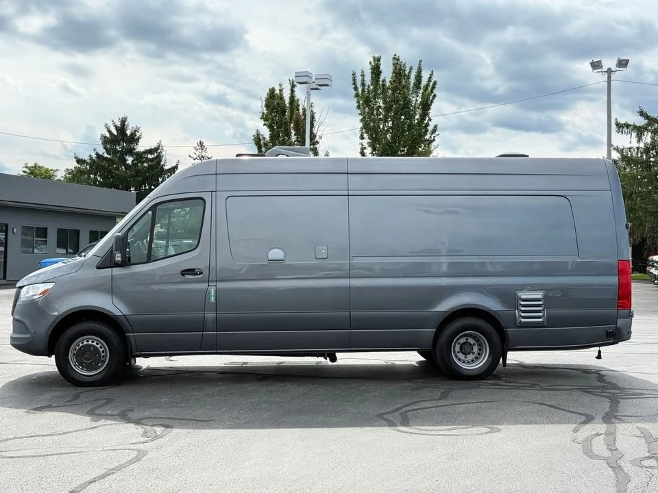 2021 Mercedes-Benz VS30 Sprinter - Image 6 of 17