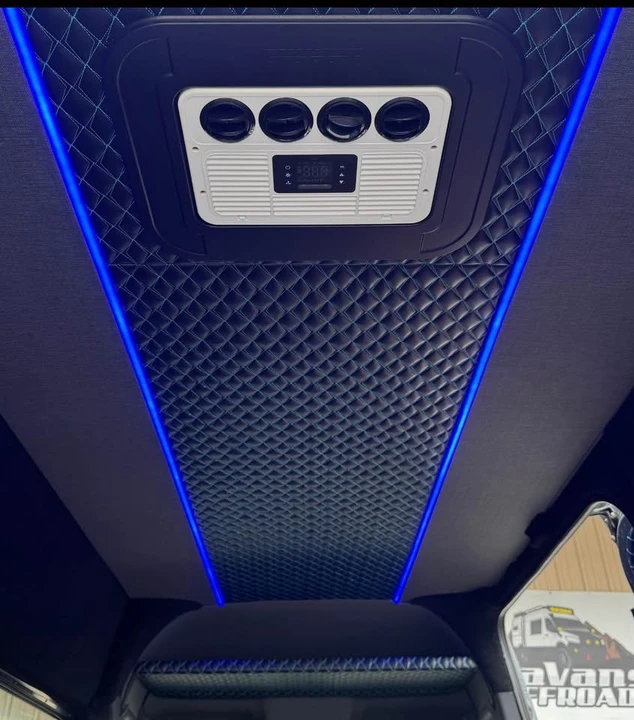 2021 Mercedes-Benz VS30 Sprinter - Image 8 of 11