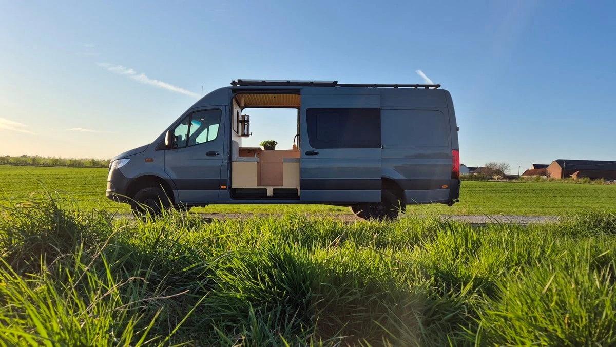 2021 Mercedes-Benz VS30 Sprinter - Image 16 of 31