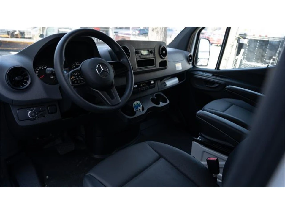 2021 Mercedes-Benz VS30 Sprinter - Image 8 of 20
