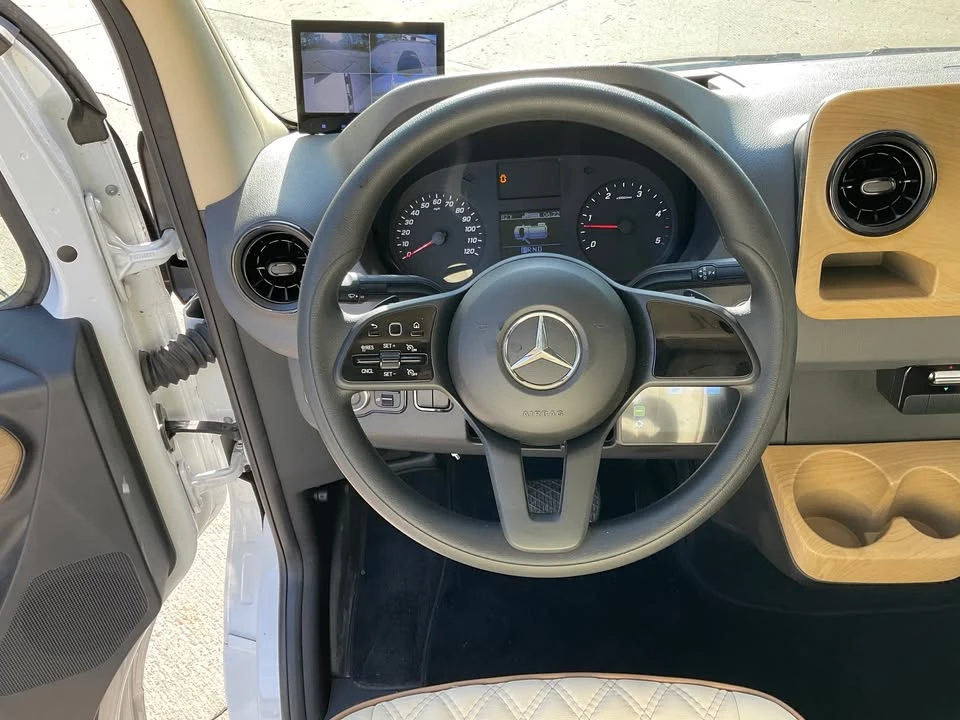 2021 Mercedes-Benz VS30 Sprinter - Image 18 of 20