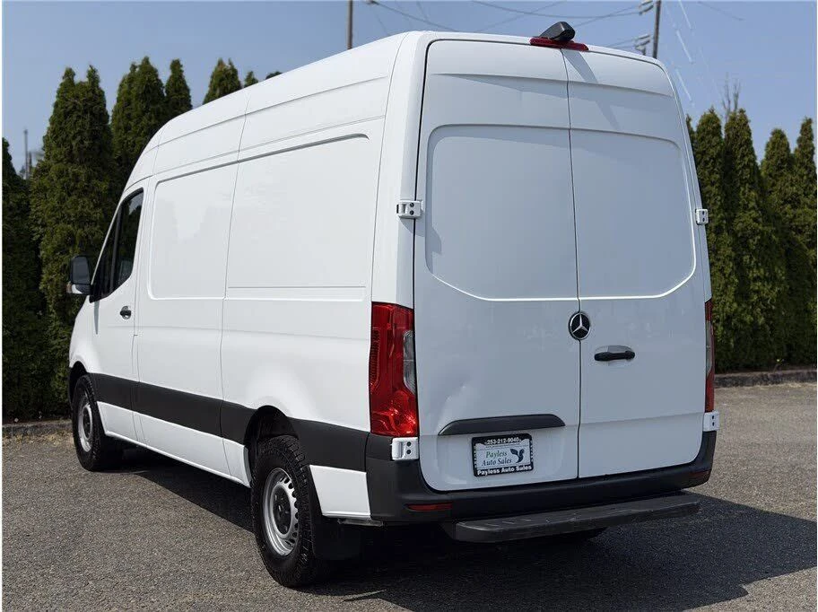 2021 Mercedes-Benz VS30 Sprinter - Image 3 of 18