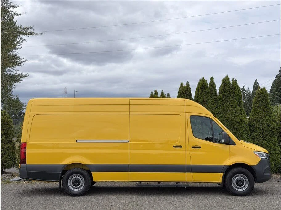 2021 Mercedes-Benz VS30 Sprinter - Image 6 of 18