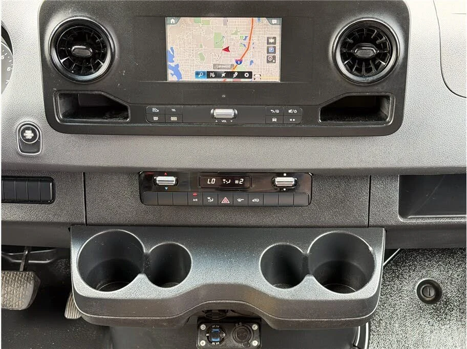 2021 Mercedes-Benz VS30 Sprinter - Image 18 of 20