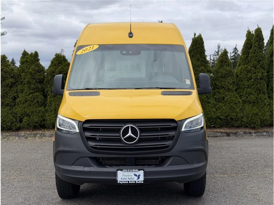 2021 Mercedes-Benz VS30 Sprinter - Image 2 of 20