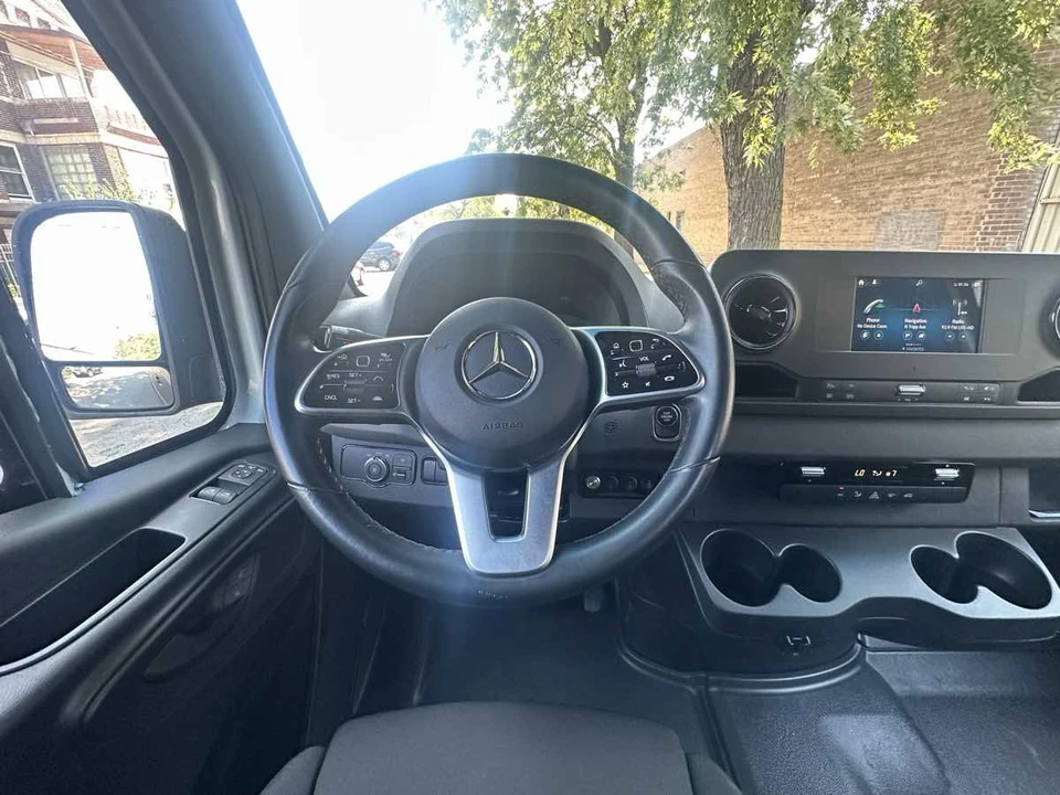 2021 Mercedes-Benz VS30 Sprinter - Image 19 of 21