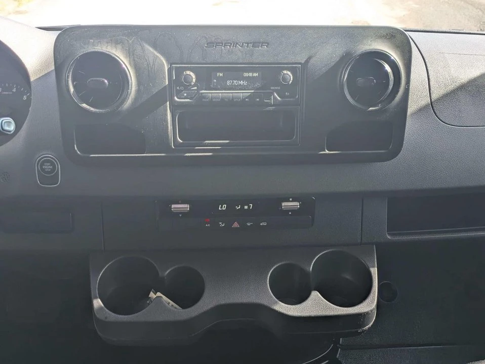 2021 Mercedes-Benz VS30 Sprinter - Image 17 of 20