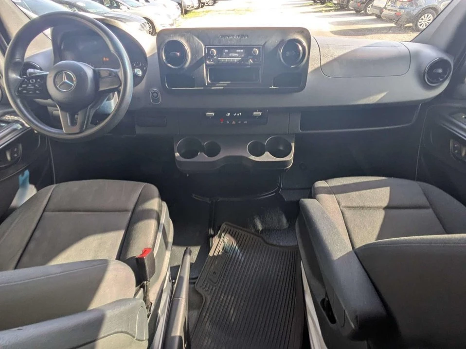2021 Mercedes-Benz VS30 Sprinter - Image 14 of 20