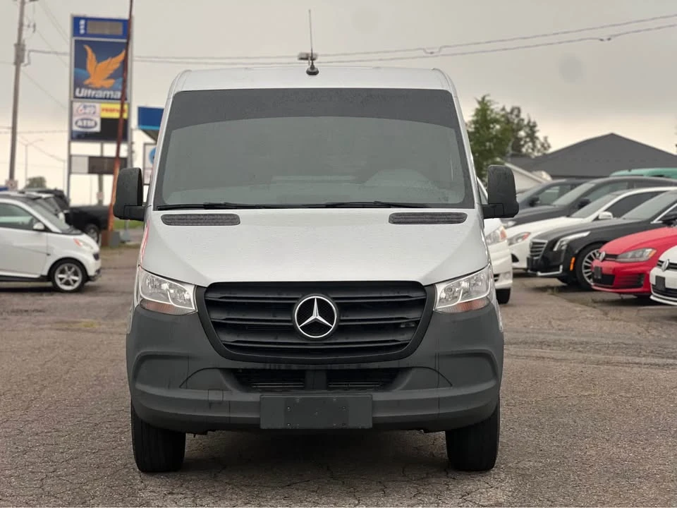 2021 Mercedes-Benz VS30 Sprinter - Image 2 of 12