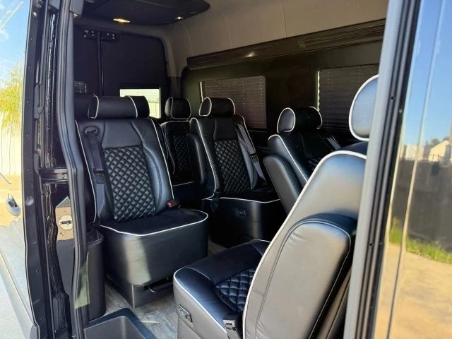 2021 Mercedes-Benz VS30 Sprinter - Image 18 of 21