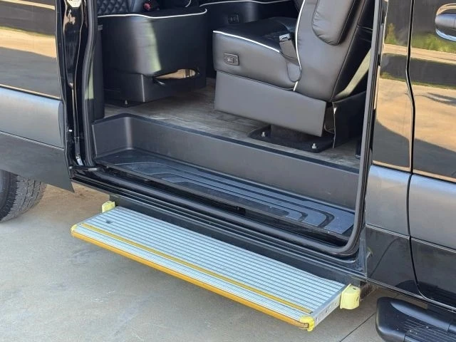 2021 Mercedes-Benz VS30 Sprinter - Image 19 of 21