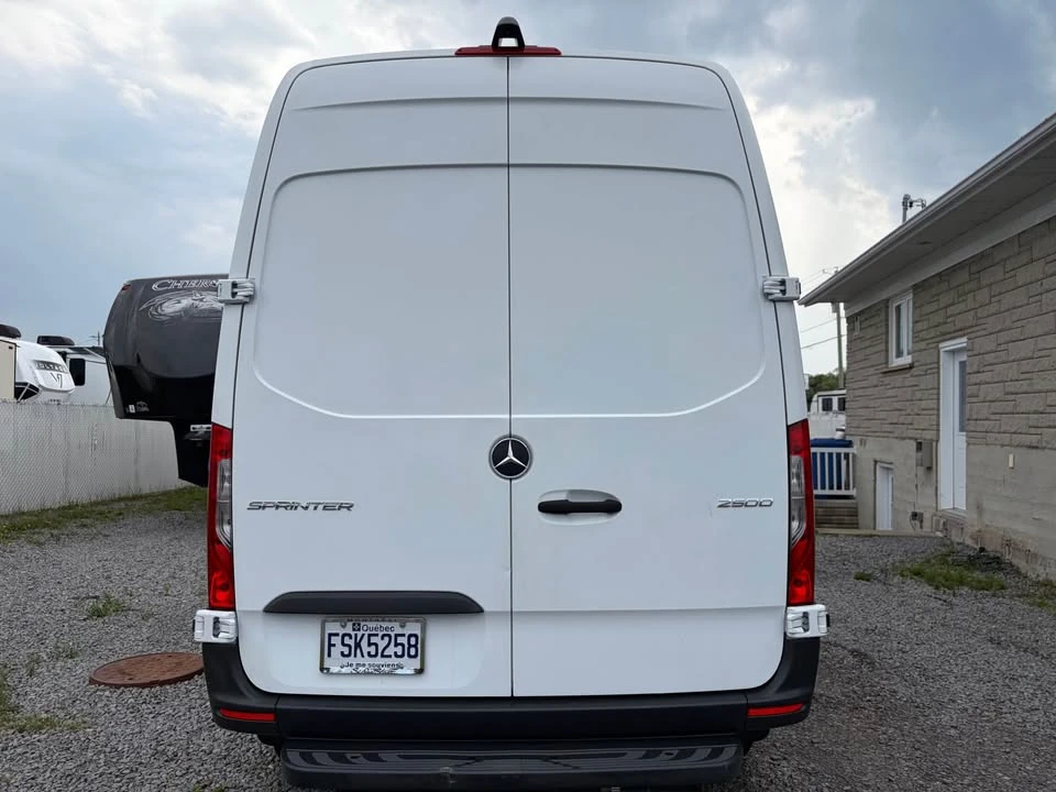 2021 Mercedes-Benz VS30 Sprinter - Image 4 of 13