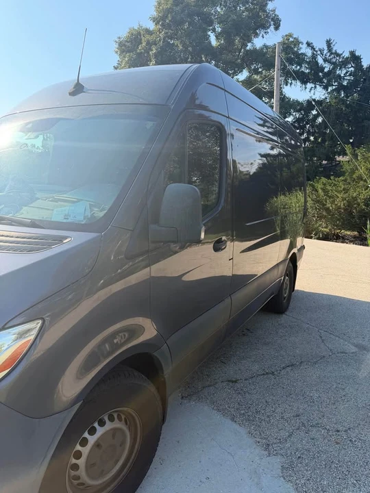2021 Mercedes-Benz VS30 Sprinter - Image 2 of 14