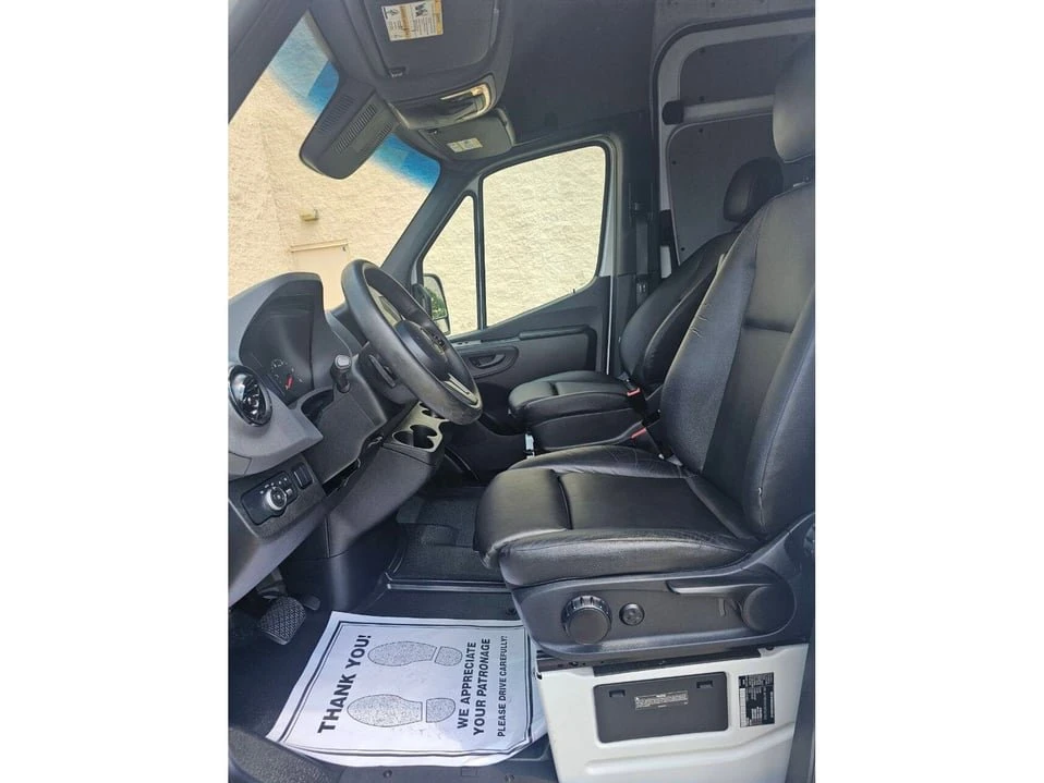 2021 Mercedes-Benz VS30 Sprinter - Image 11 of 17