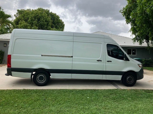 2021 Mercedes-Benz VS30 Sprinter - Image 6 of 11
