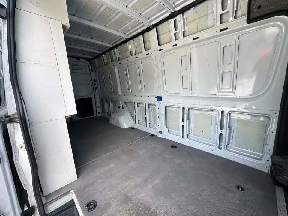 2021 Mercedes-Benz VS30 Sprinter - Image 11 of 15