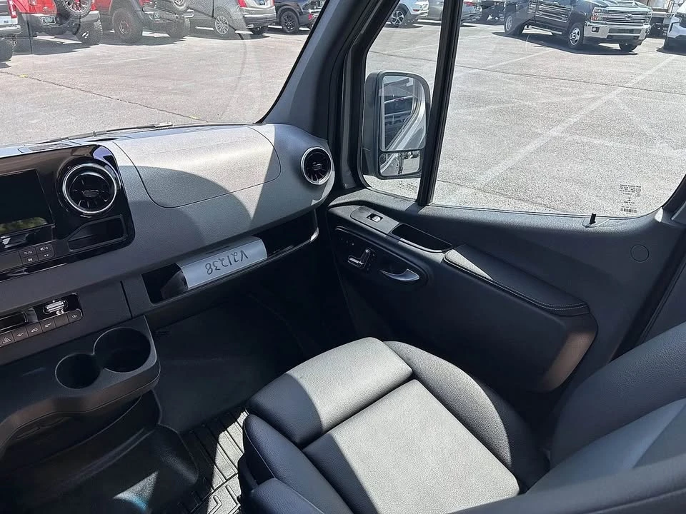2021 Mercedes-Benz VS30 Sprinter - Image 13 of 20