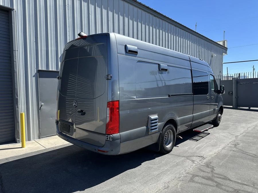 2021 Mercedes-Benz VS30 Sprinter - Image 3 of 14