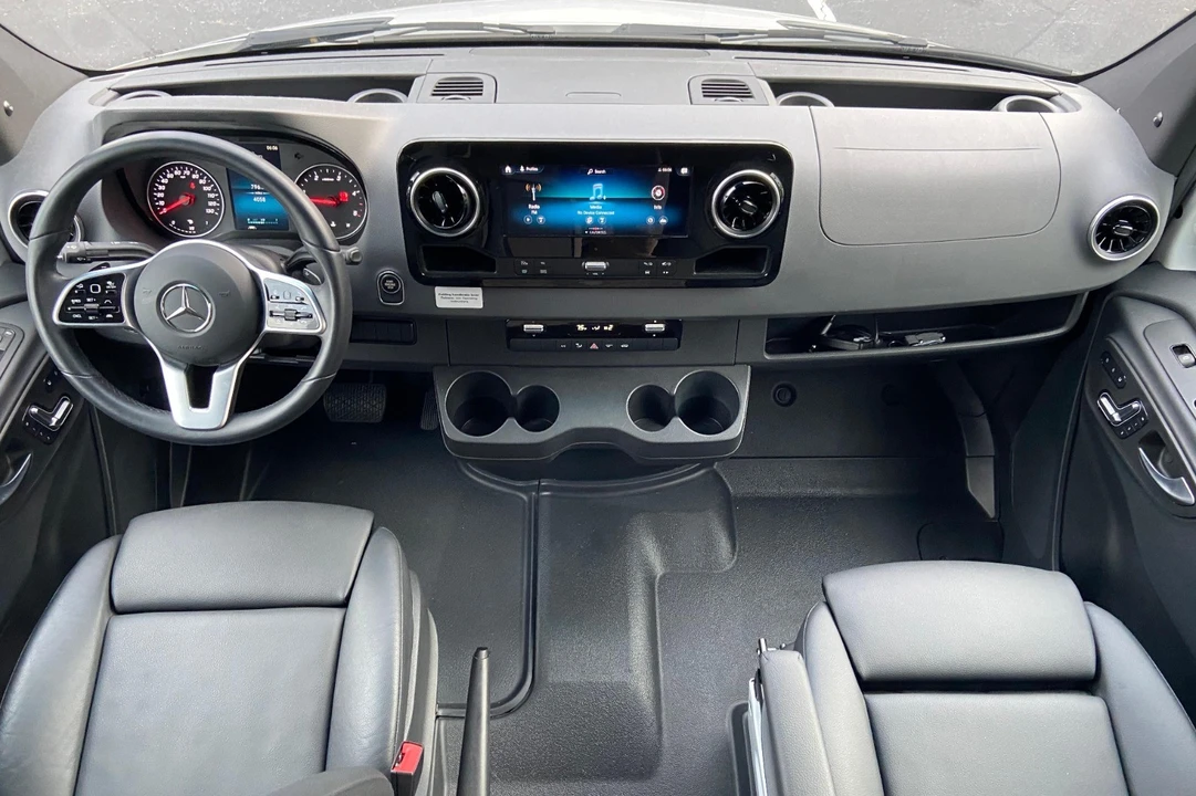 2021 Mercedes-Benz VS30 Sprinter - Image 6 of 21