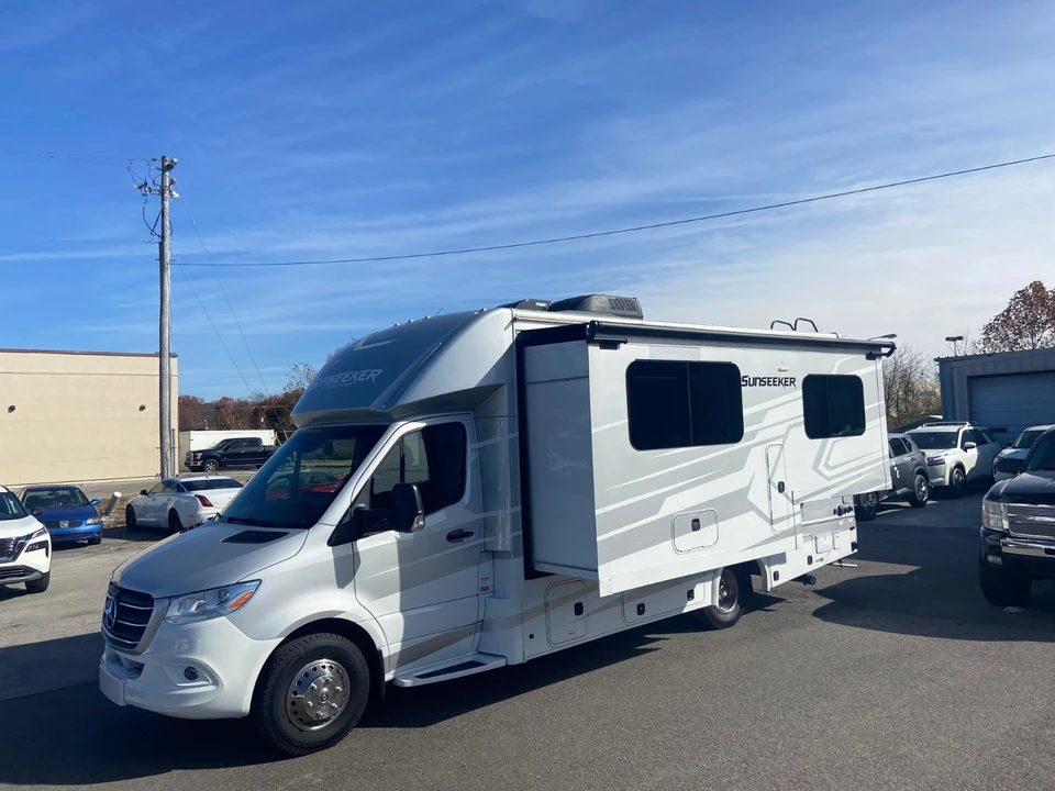 2021 Mercedes-Benz VS30 Sprinter - Image 12 of 21