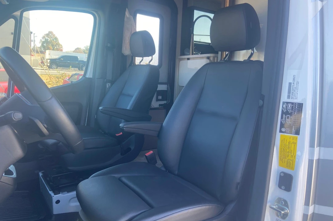 2021 Mercedes-Benz VS30 Sprinter - Image 7 of 21