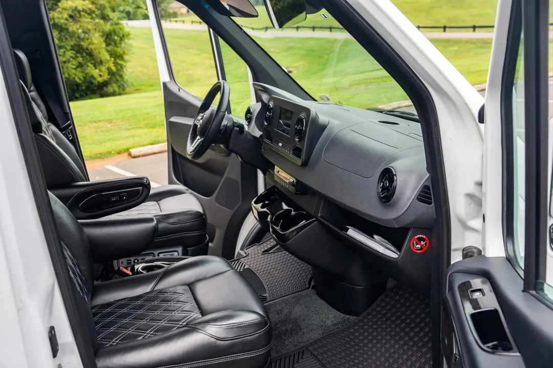 2021 Mercedes-Benz VS30 Sprinter - Image 4 of 13