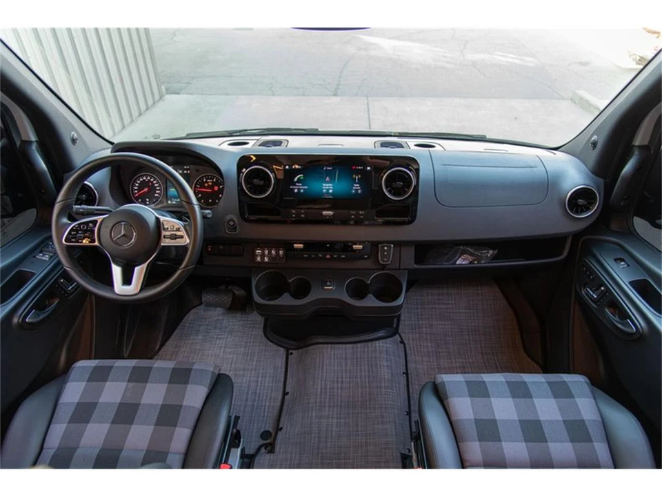 2021 Mercedes-Benz VS30 Sprinter - Image 27 of 31