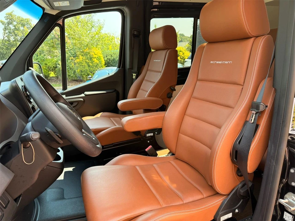 2021 Mercedes-Benz VS30 Sprinter - Image 17 of 31