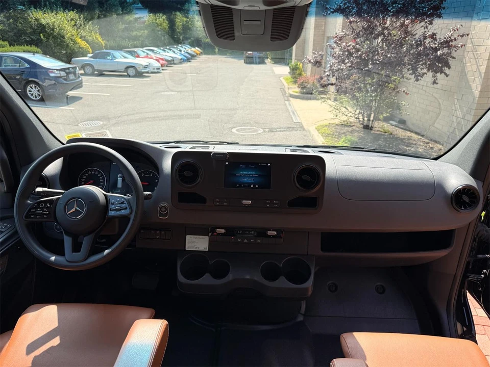 2021 Mercedes-Benz VS30 Sprinter - Image 19 of 31