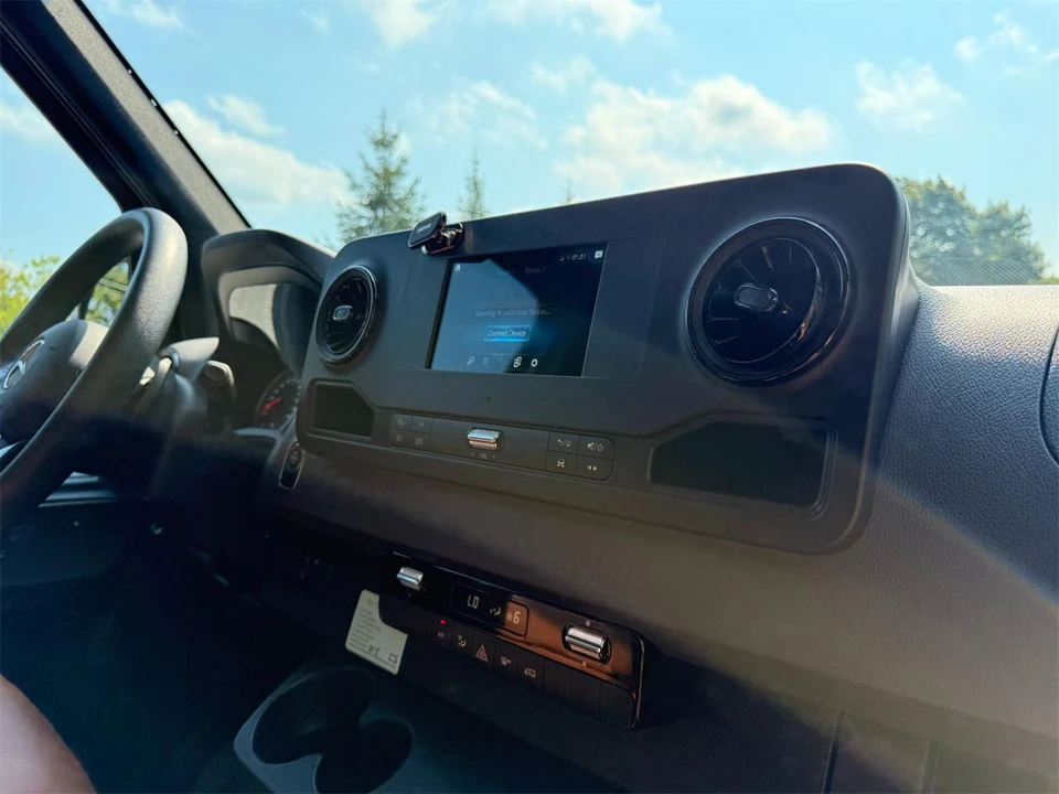 2021 Mercedes-Benz VS30 Sprinter - Image 24 of 31