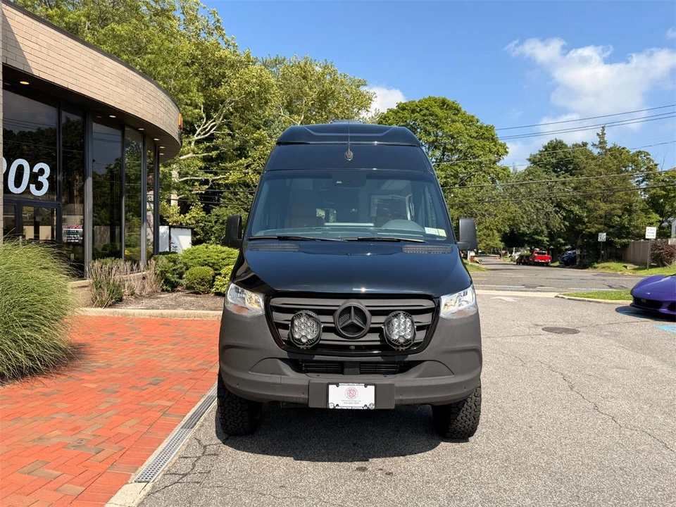 2021 Mercedes-Benz VS30 Sprinter - Image 2 of 31