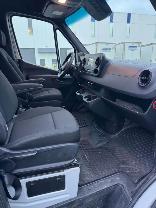 2021 Mercedes-Benz VS30 Sprinter - Image 12 of 16