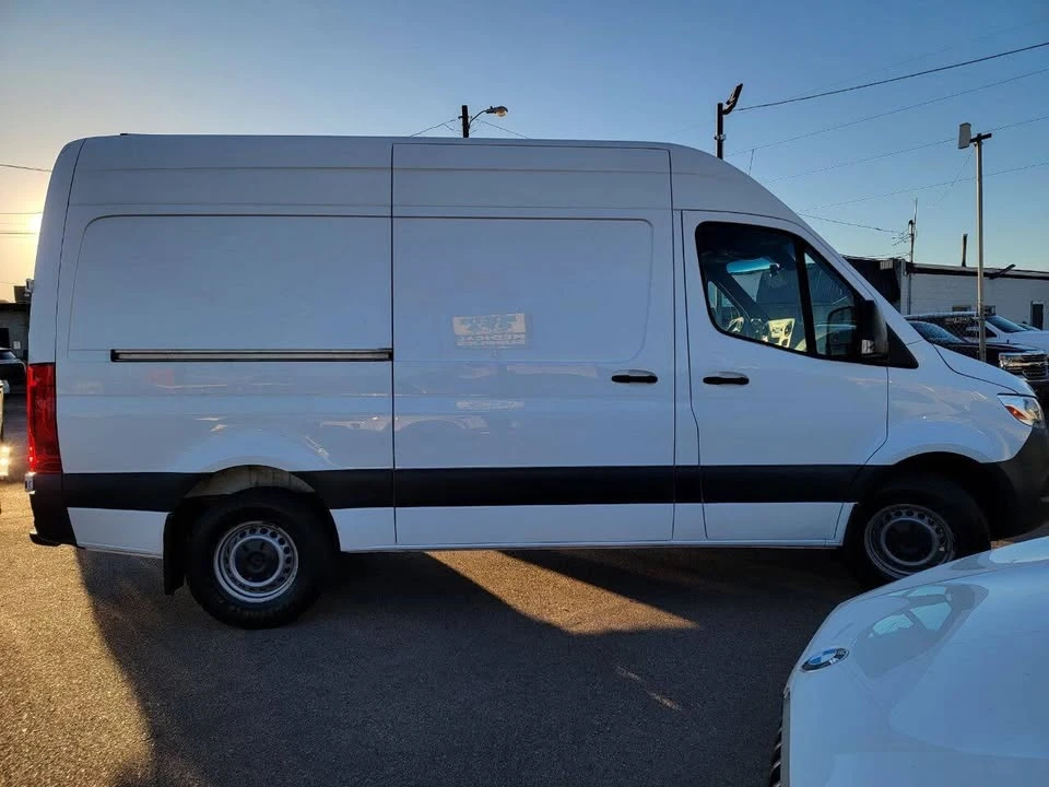 2021 Mercedes-Benz VS30 Sprinter - Image 6 of 20