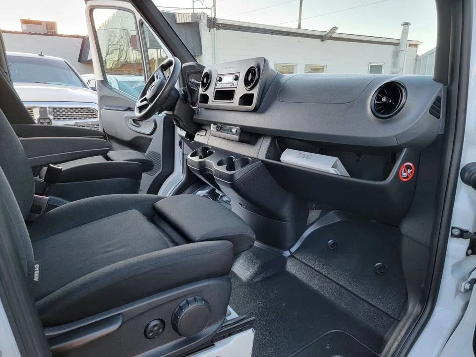 2021 Mercedes-Benz VS30 Sprinter - Image 15 of 20