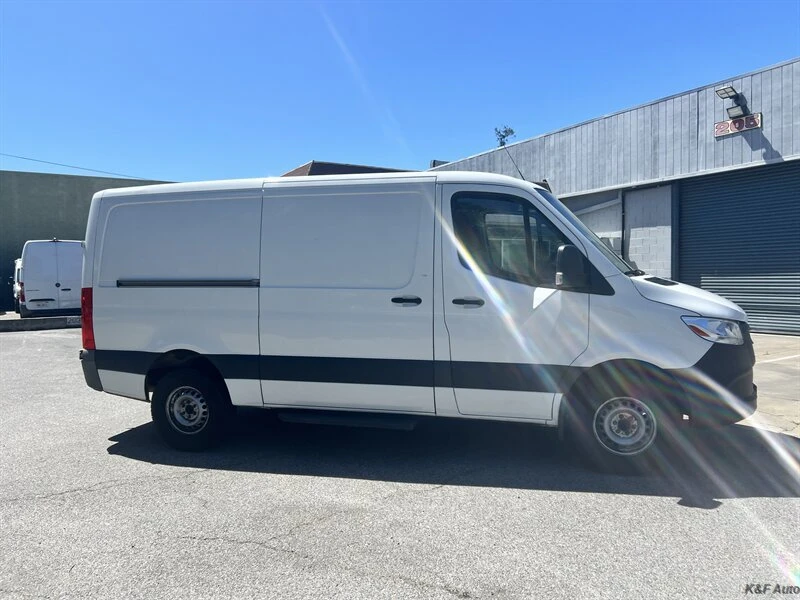 2021 Mercedes-Benz VS30 Sprinter - Image 18 of 20