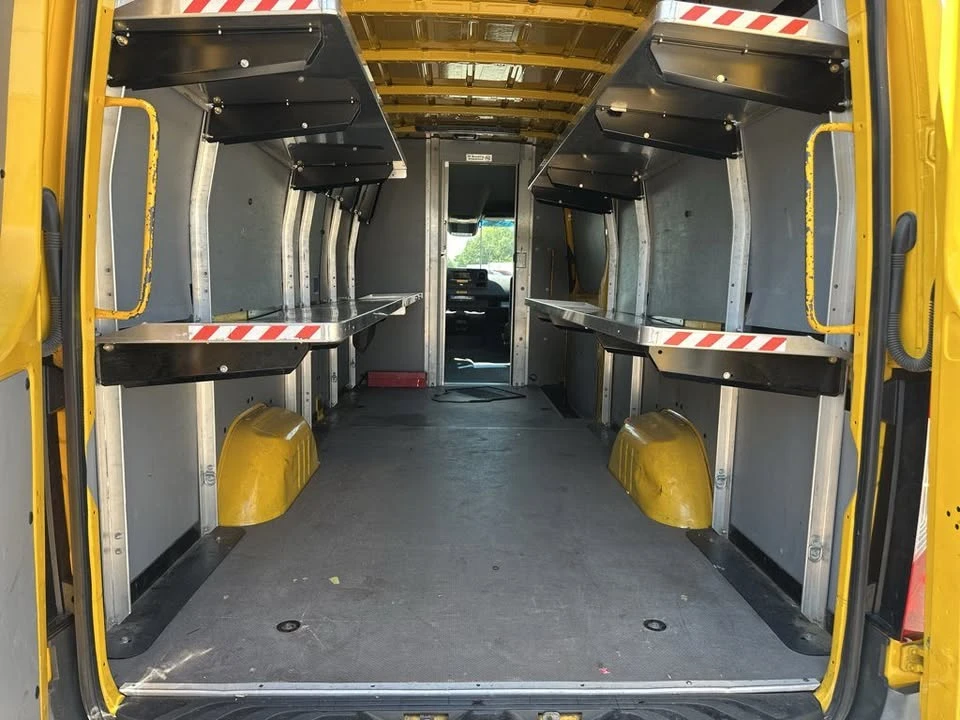2021 Mercedes-Benz VS30 Sprinter - Image 12 of 16