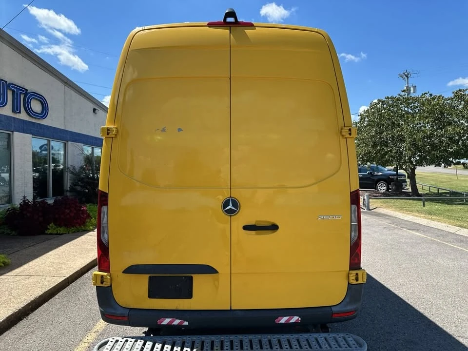 2021 Mercedes-Benz VS30 Sprinter - Image 3 of 16