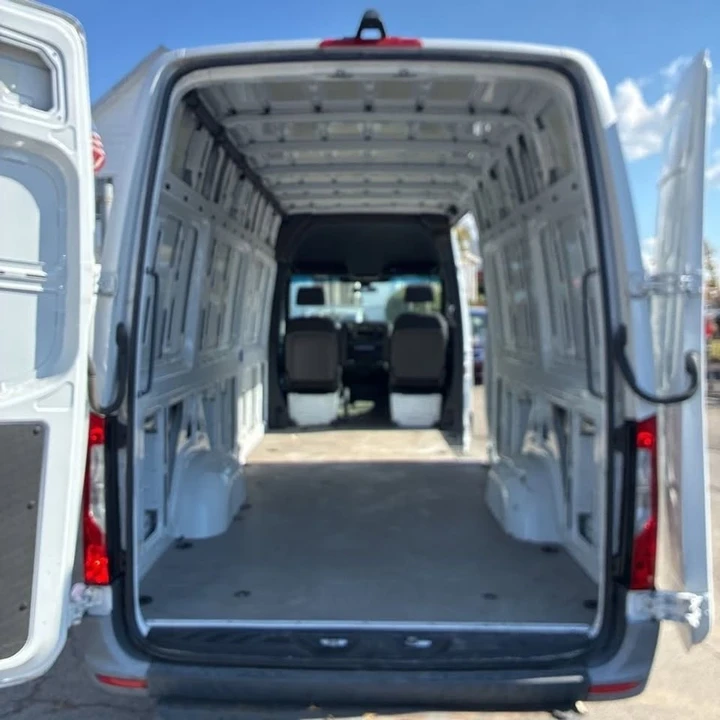2021 Mercedes-Benz VS30 Sprinter - Image 10 of 10