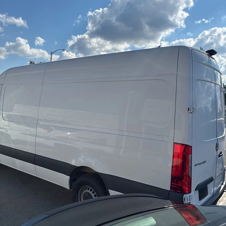 2021 Mercedes-Benz VS30 Sprinter - Image 4 of 10